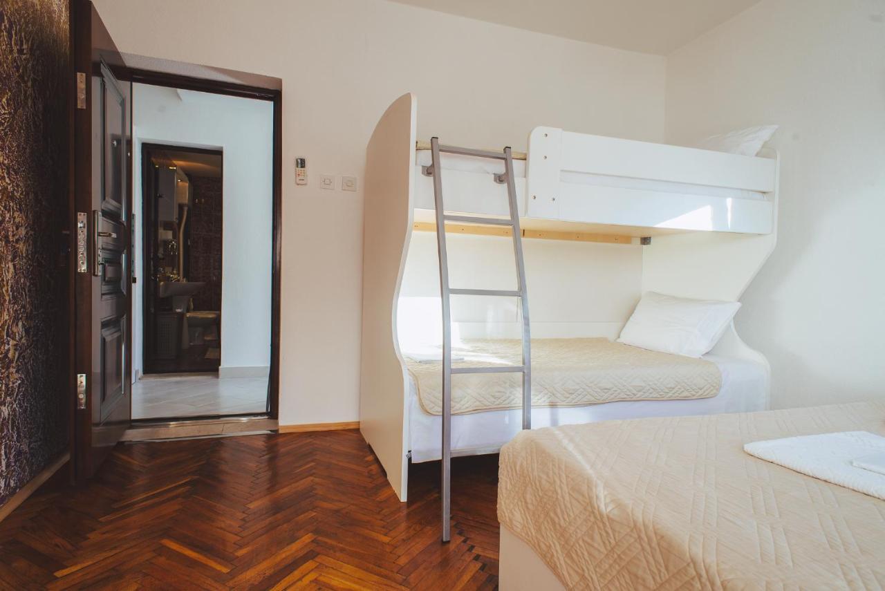 Azure Adriatic Apartment โกตอร์ ภายนอก รูปภาพ